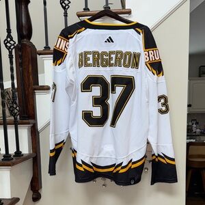Adidas Bruins # 37 BERGERON Jersey  “Pooh Bear” 1995 Remake size 54 Authentic